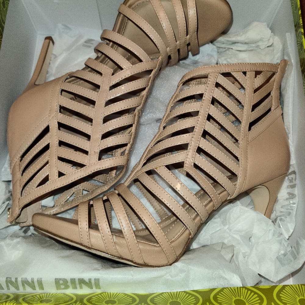 Gianni Bini Leuca Heels